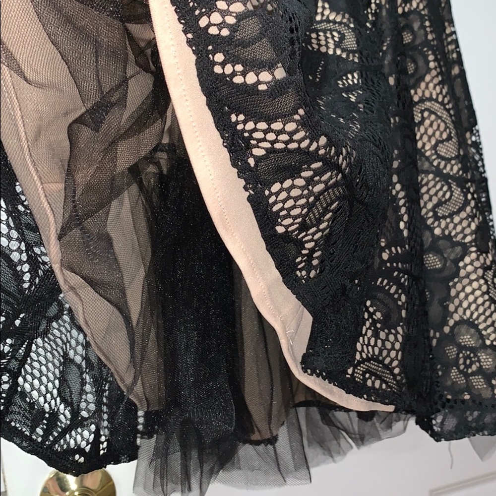 🖤Black lace dress - Picture 4 of 4